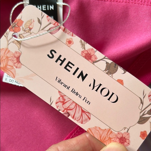 SHEIN bright pink dress - Picture 11 of 11